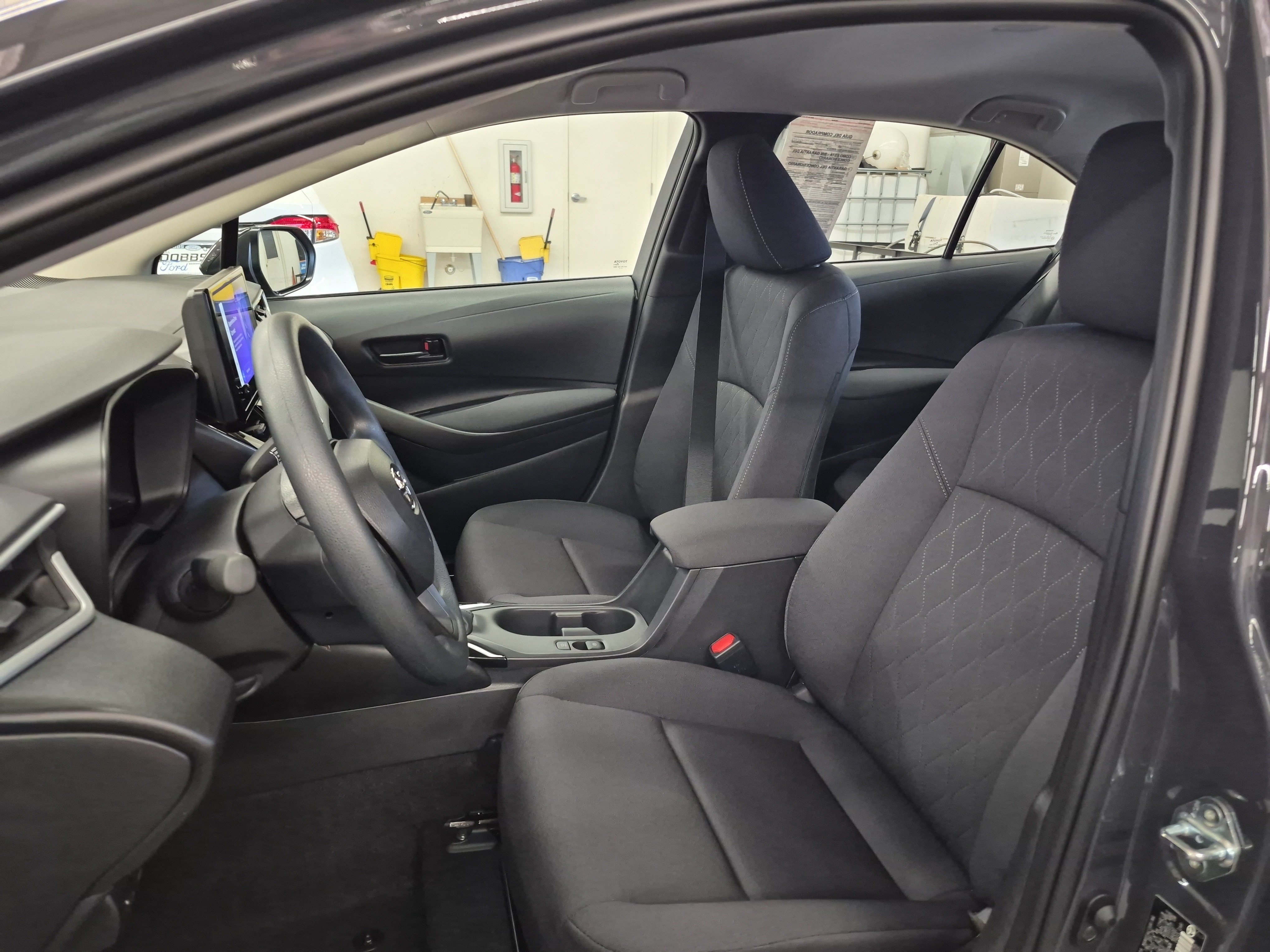 Used 2026 Toyota Corolla LE FWD image 11