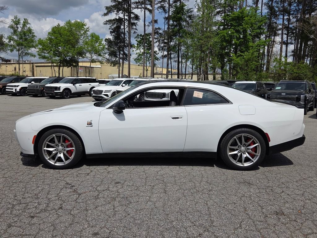 Used 2024 Dodge Charger R/T Scat Pack w/ Plus Group image 4
