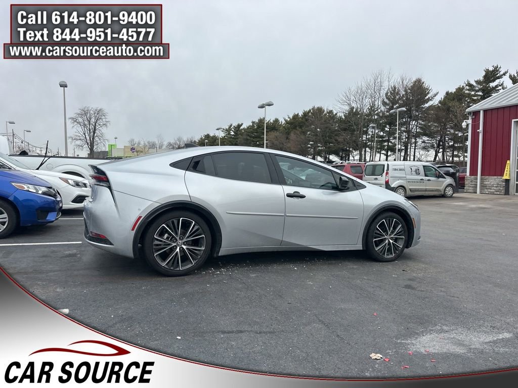 Used 2025 Toyota Prius Limited w/ Limited Premium Package image 9