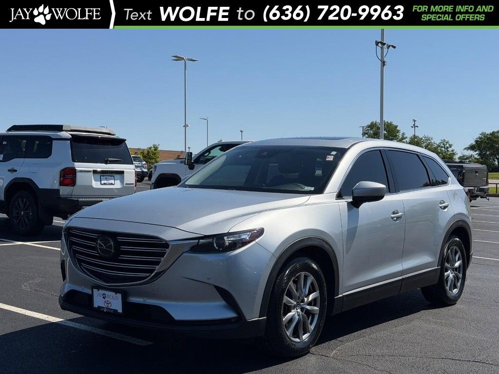 Used 2018 MAZDA CX-9 Touring w/ Touring Premium Package FWD image 1