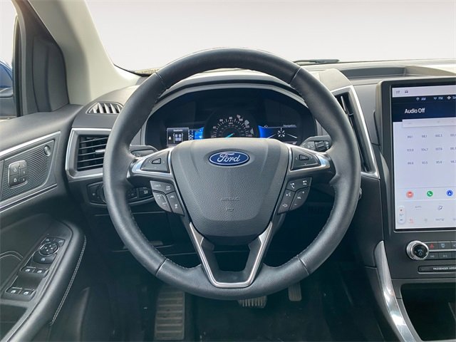 Used 2024 Ford Edge Titanium image 12