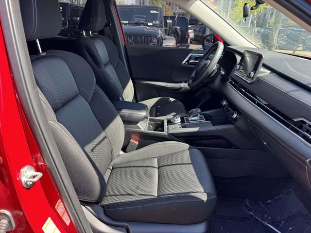 Used 2022 Mitsubishi Outlander ES image 9