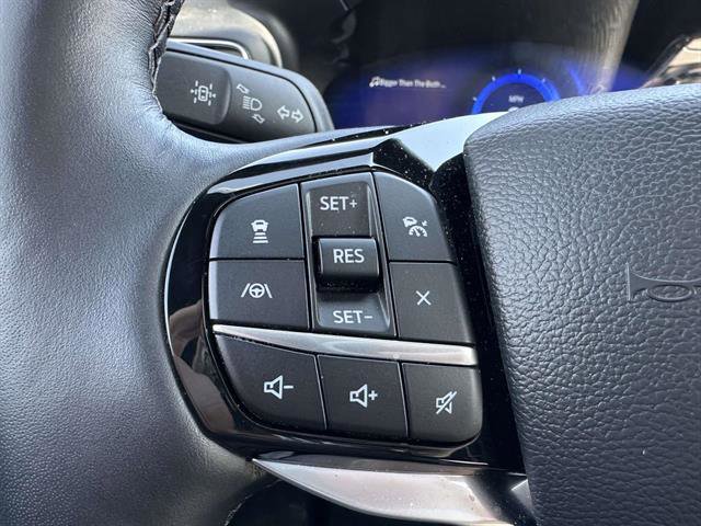 Used 2022 Ford Explorer Platinum w/ Equipment Group 601A image 16