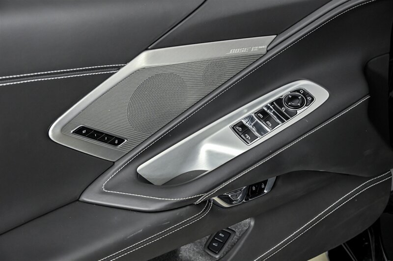 Used 2022 Chevrolet Corvette Stingray Premium Conv w/ Z51 Performance Package RWD image 15