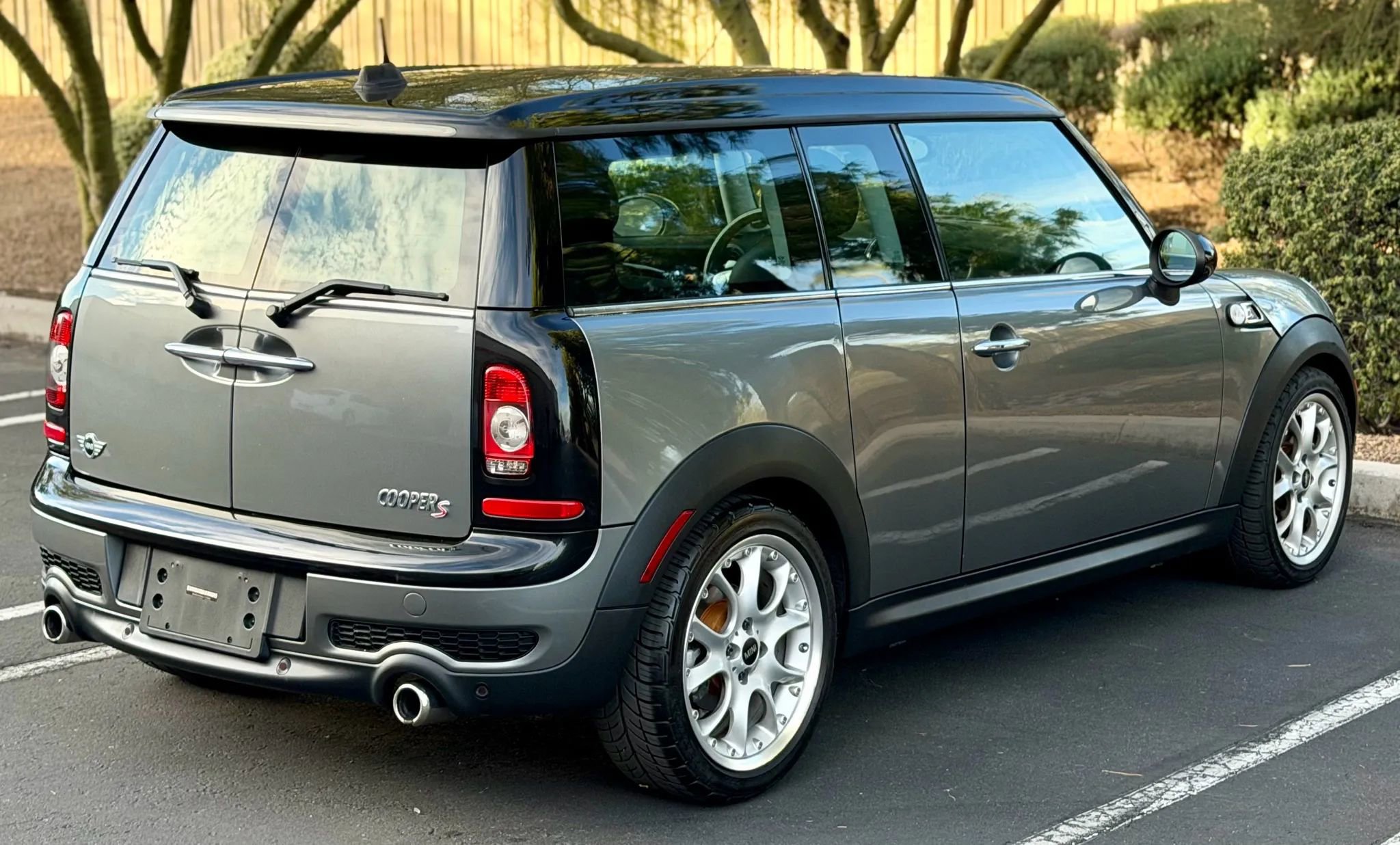 Used 2010 MINI Cooper Clubman S image 8