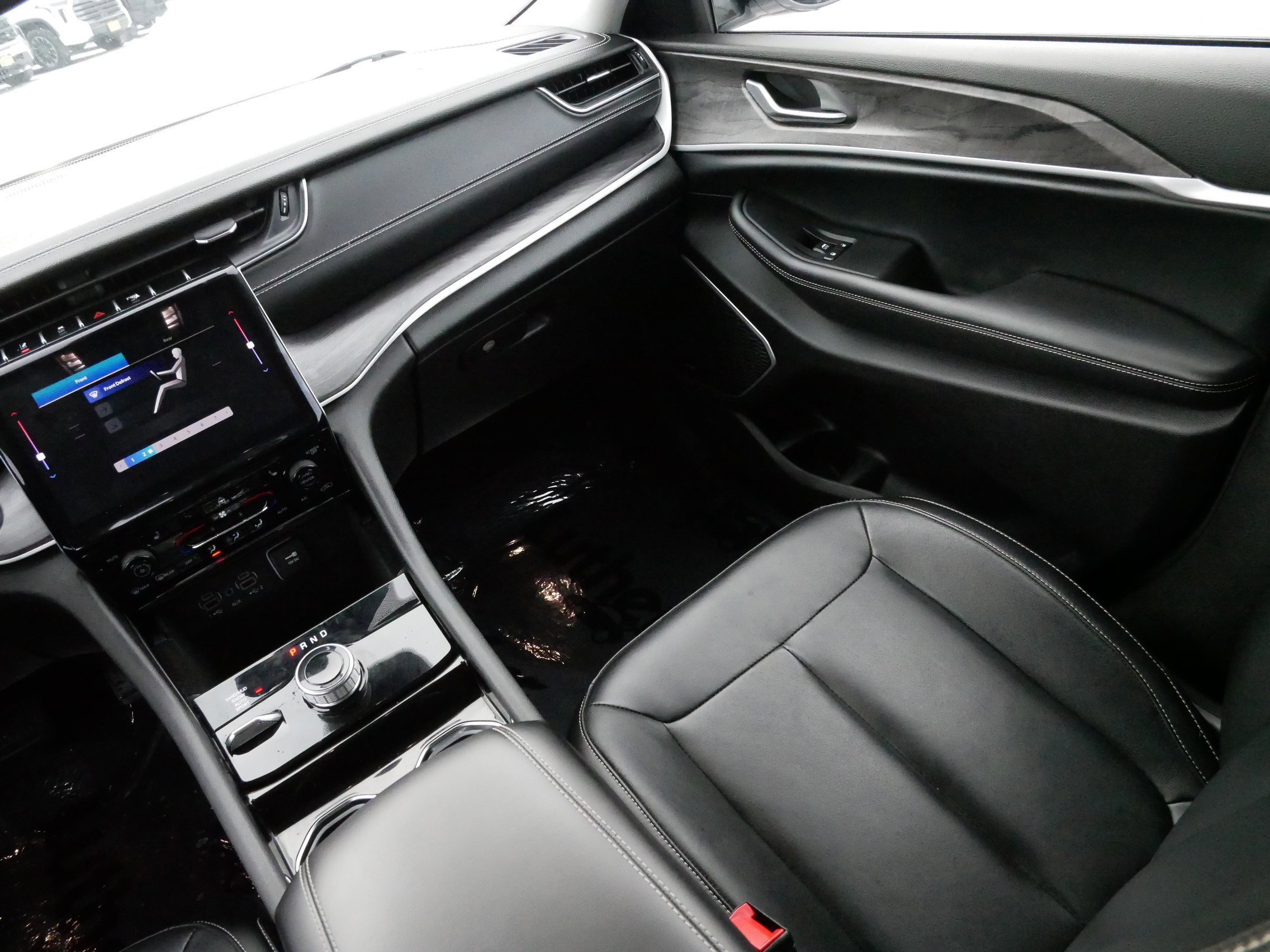 Used 2021 Jeep Grand Cherokee L Limited image 11