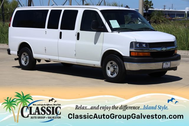 Used 2017 Chevrolet Express 3500 LT w/ LT Preferred Equipment Group