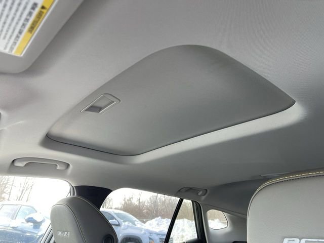 New 2026 Chevrolet Trax ACTIV w/ Sunroof Package image 21