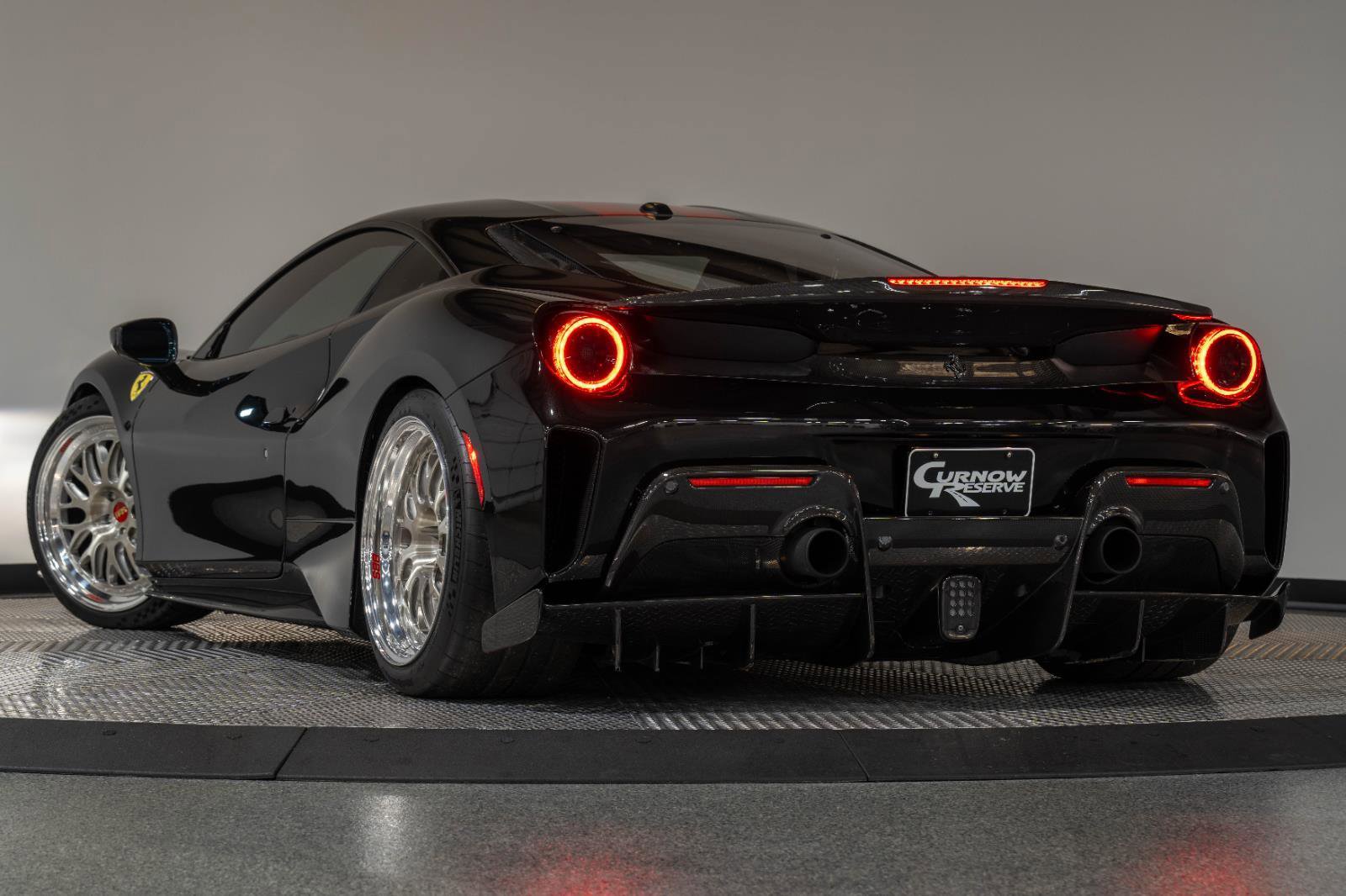 Used 2019 Ferrari 488 Pista Coupe RWD image 27