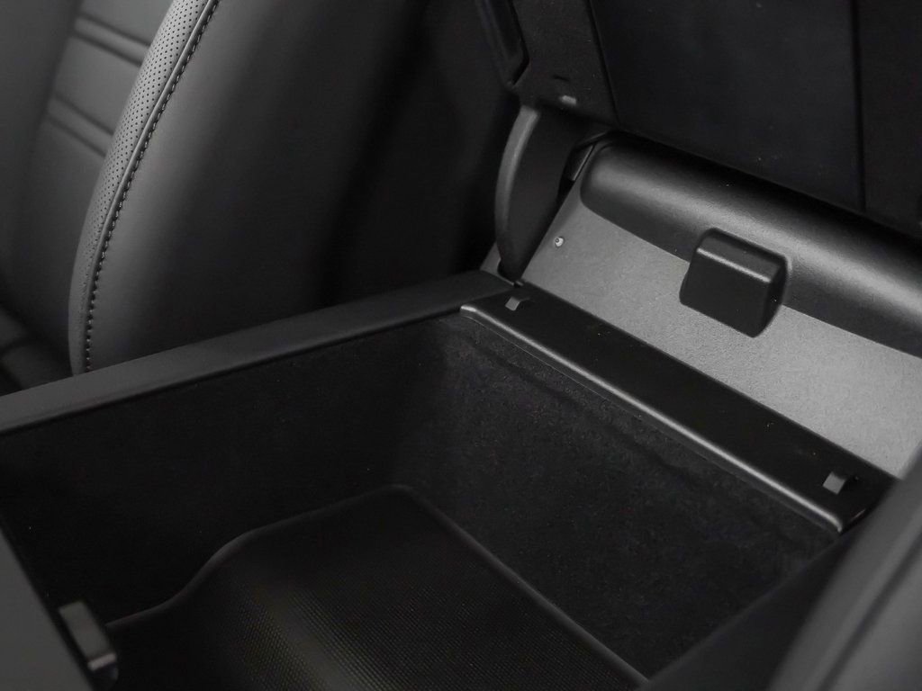 Certified 2025 Porsche Cayenne Coupe image 35