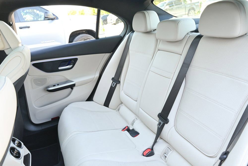 Used 2025 Mercedes-Benz C 300 Sedan image 17
