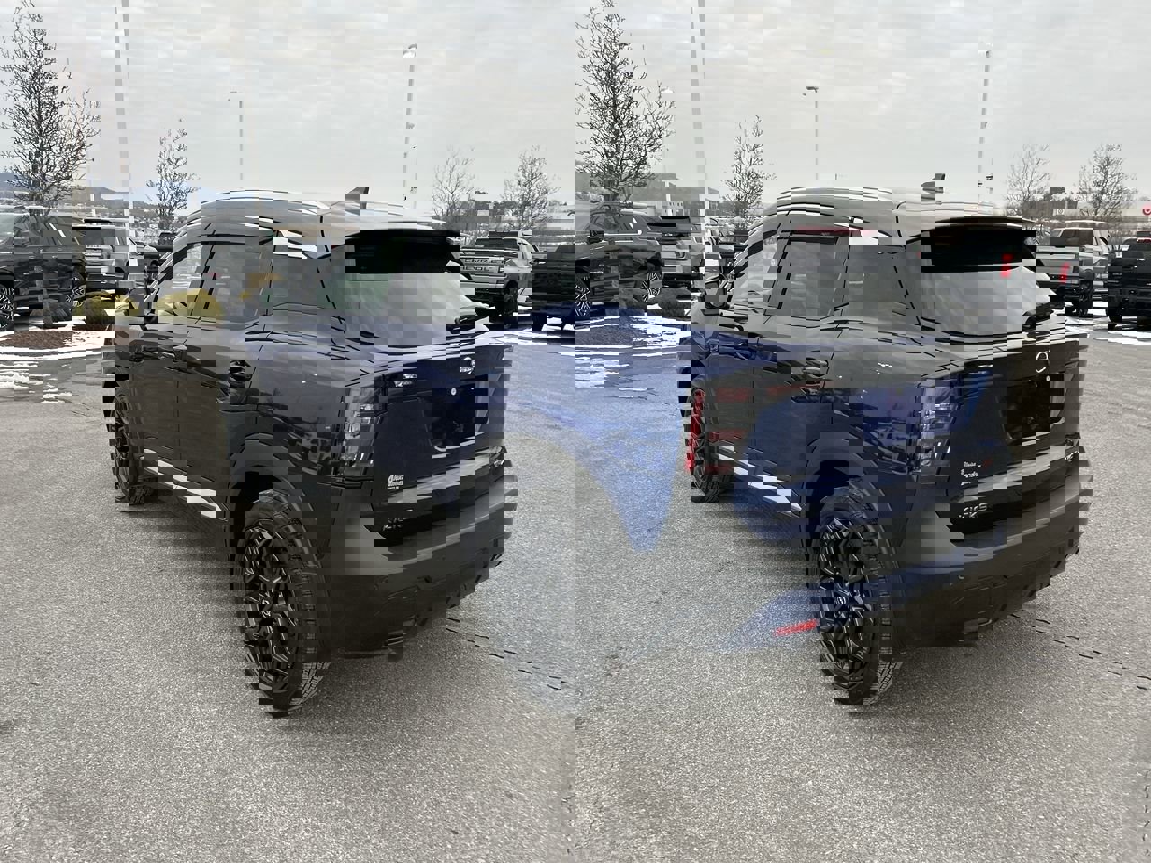 Used 2025 Nissan Kicks SR w/ SR Premium Package image 5