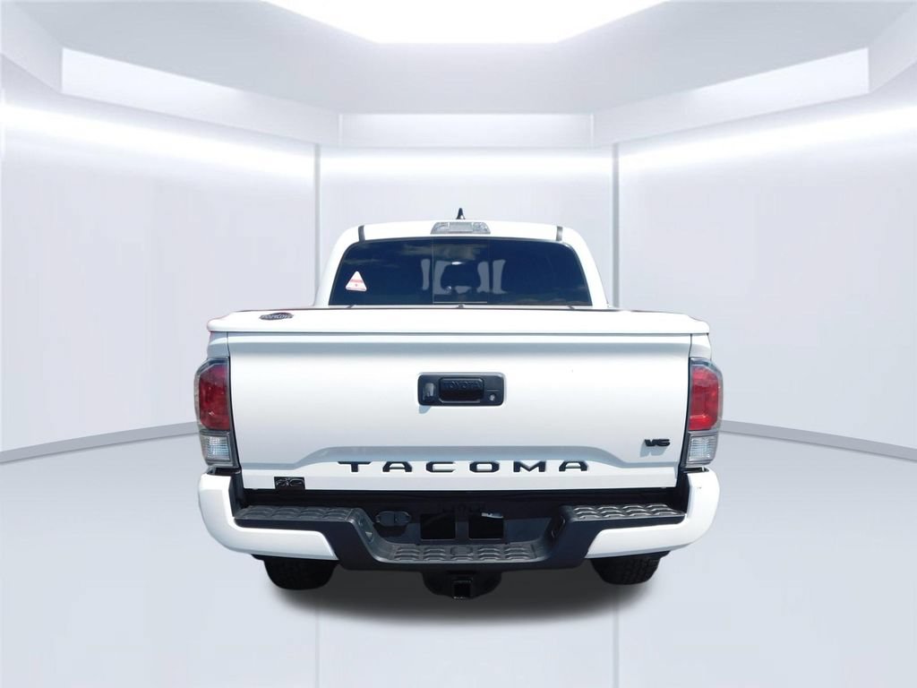 Used 2023 Toyota Tacoma TRD Sport AWD/4WD image 4