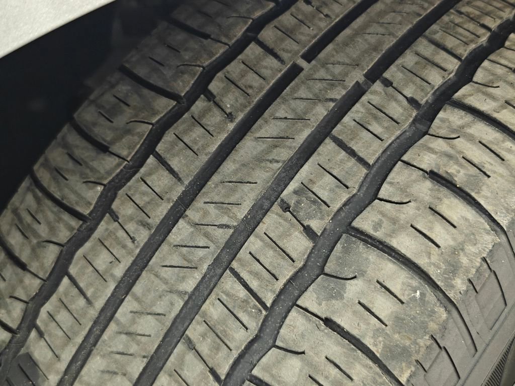 Used 2018 Ford Edge SEL w/ Equipment Group 201A image 58