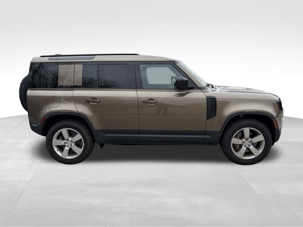 Certified 2025 Land Rover Defender 110 S image 4