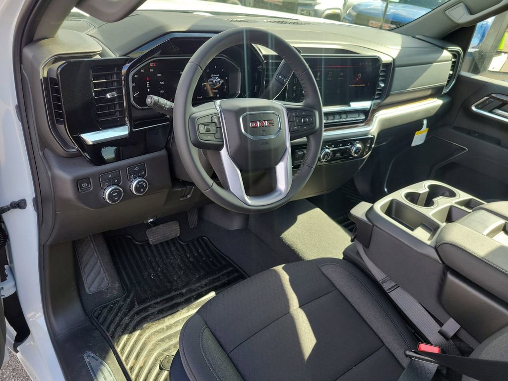 New 2026 GMC Sierra 2500 SLE image 22