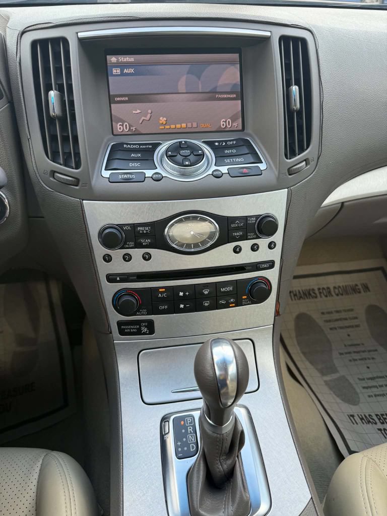 Used 2009 INFINITI G37 Journey w/ Premium Pkg RWD image 18