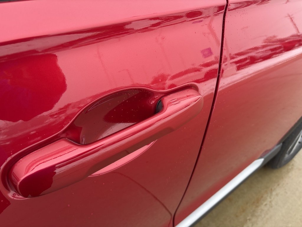 New 2025 Honda Pilot Touring image 13