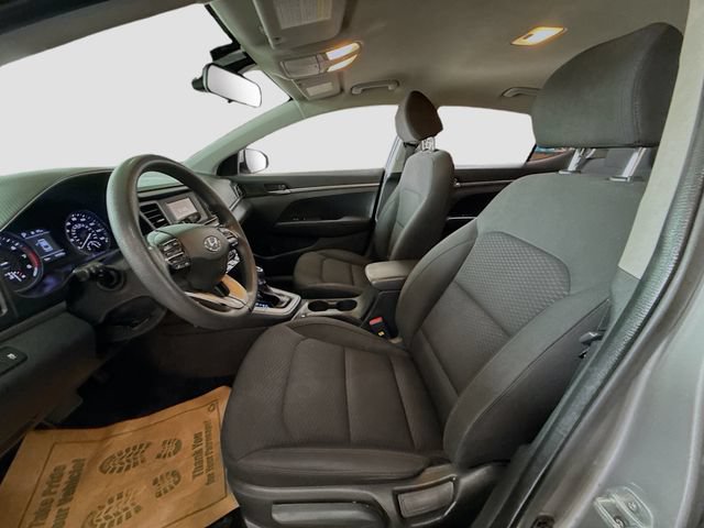Used 2020 Hyundai Elantra SE w/ Cargo Package (C1) FWD image 17