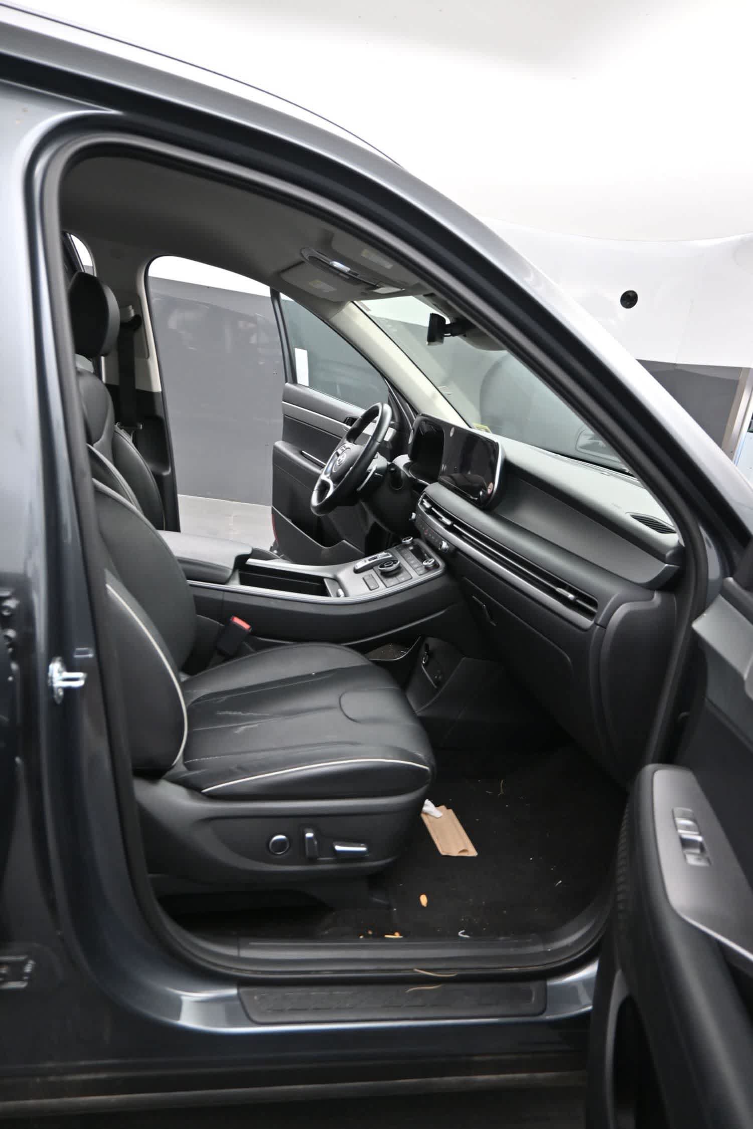 Used 2025 Hyundai Palisade SEL AWD/4WD image 18