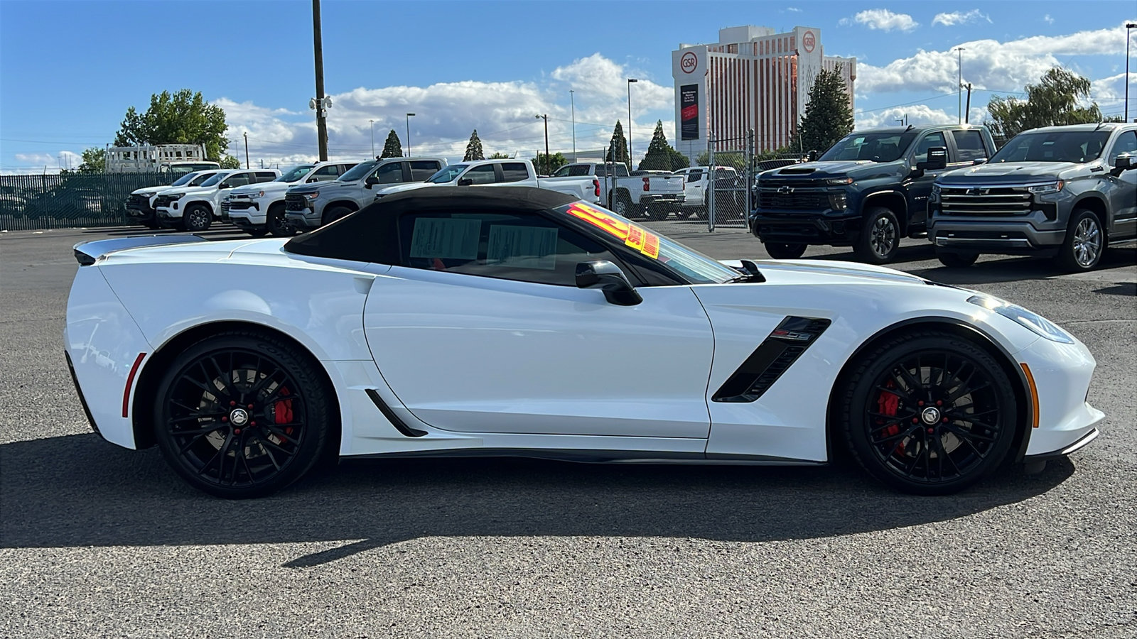 Certified 2015 Chevrolet Corvette Z06 w/ 3LZ Preferred Equipment Group RWD image 4