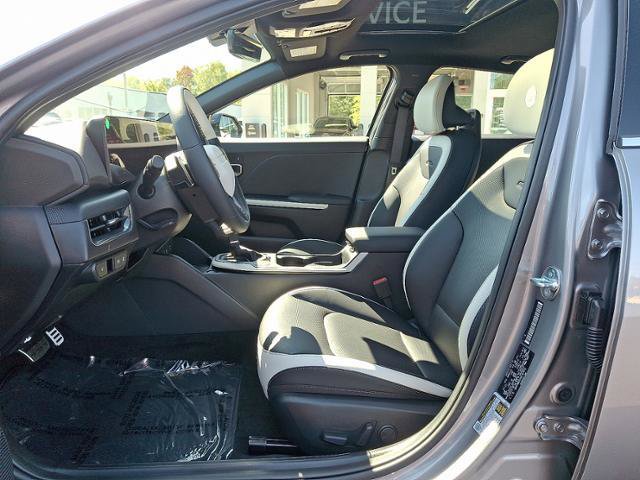 New 2025 Kia K4 GT-Line Turbo image 6