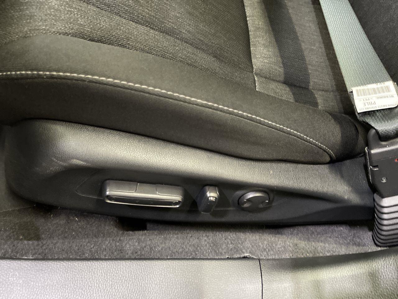 Used 2023 Honda Accord EX image 12