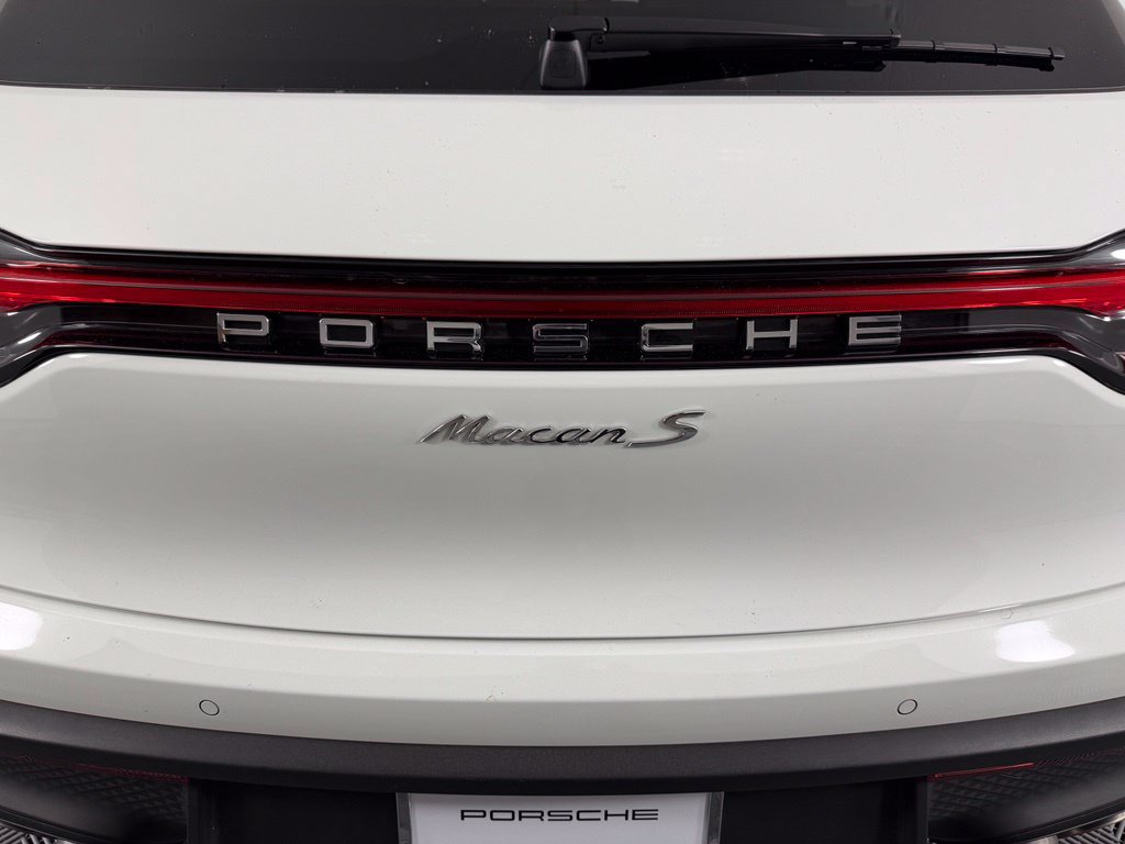 Certified 2024 Porsche Macan S AWD/4WD image 15