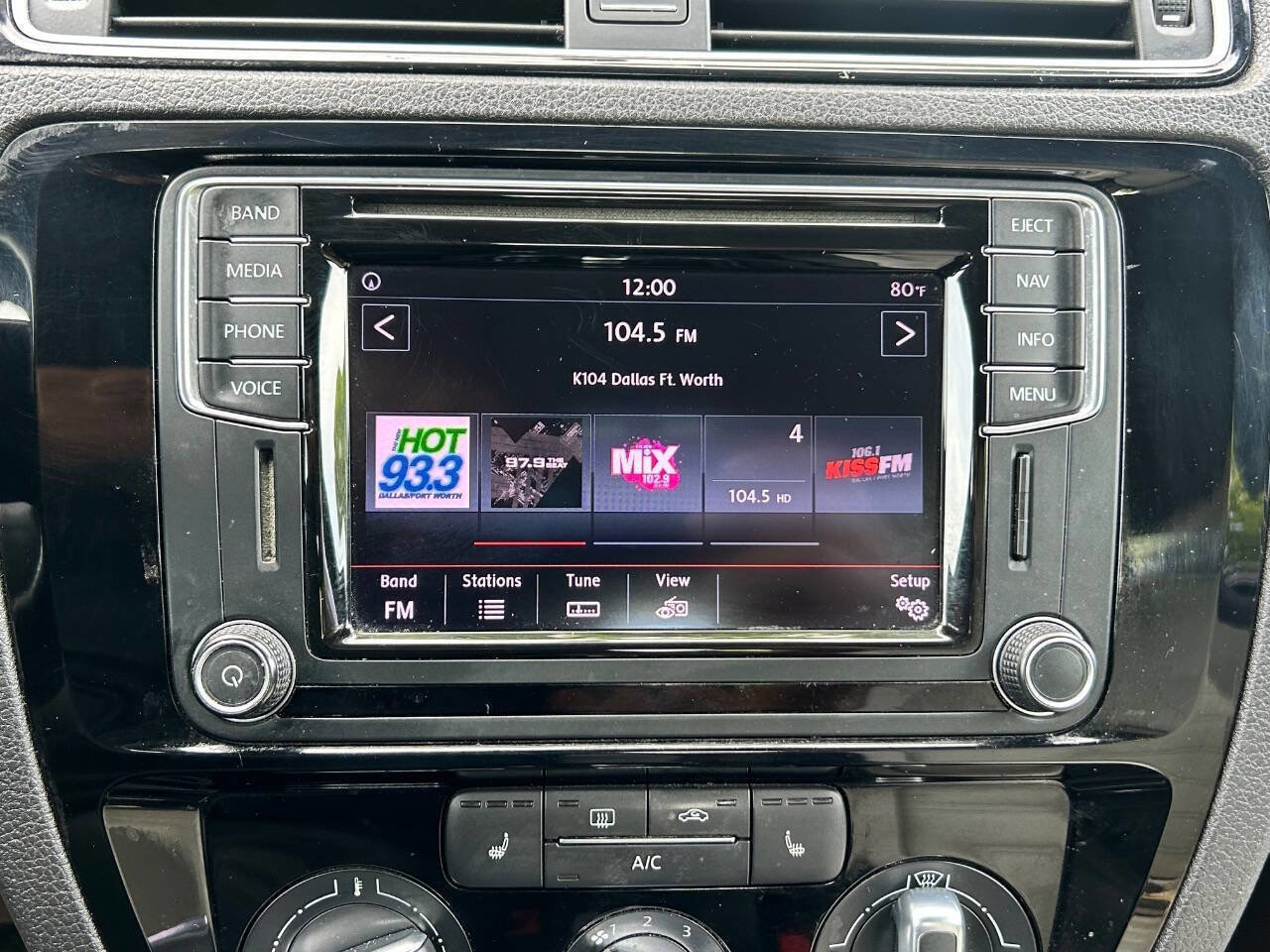 Used 2016 Volkswagen Jetta Sport image 20