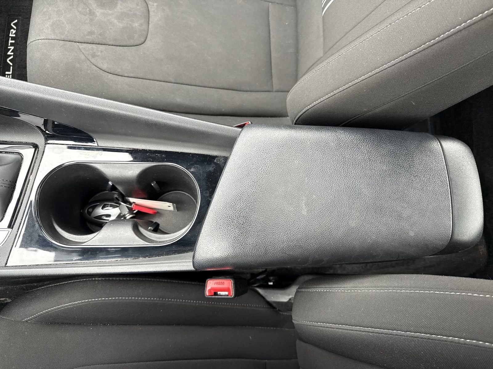 Certified 2024 Hyundai Elantra SEL w/ Convenience Package FWD image 23
