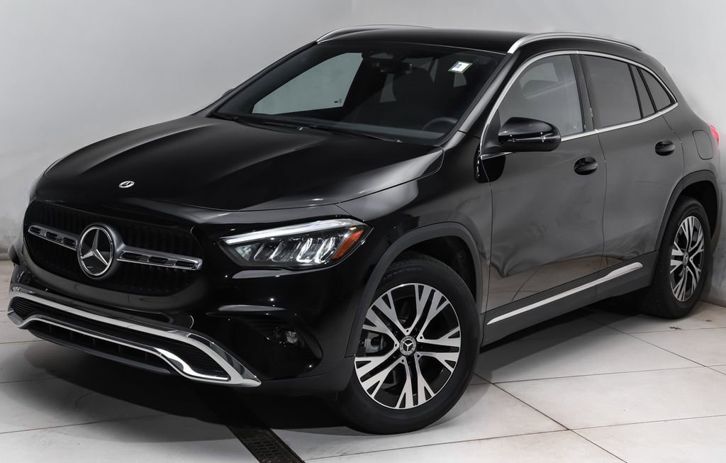 New 2026 Mercedes-Benz GLA 250 4MATIC image 1