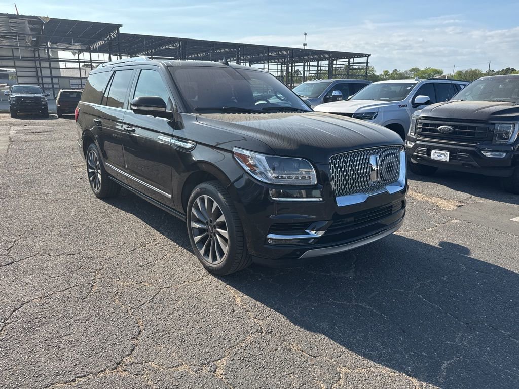 Used 2020 Lincoln Navigator Reserve w/ Luxury Package image 1