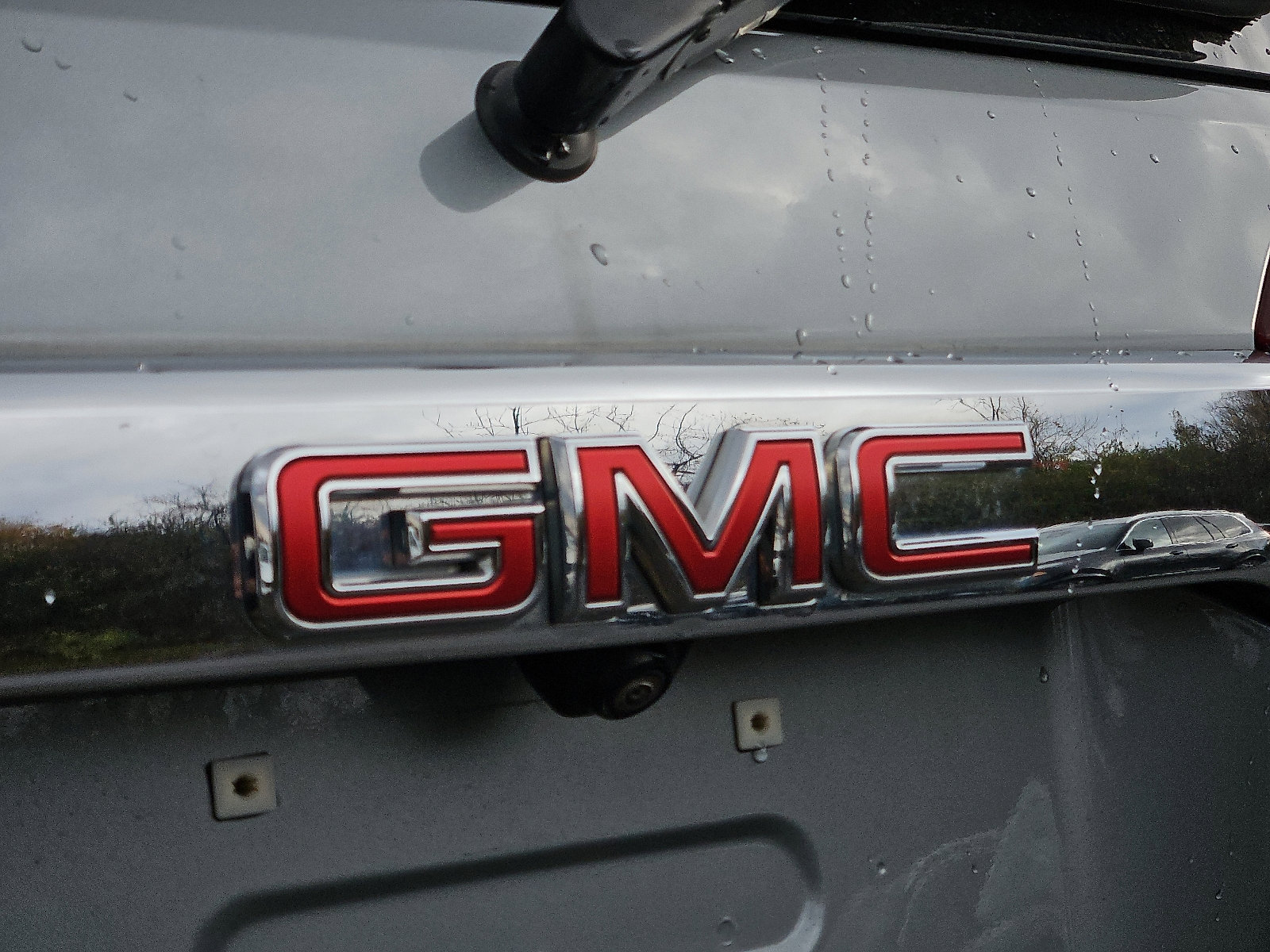 Certified 2023 GMC Acadia SLE image 28