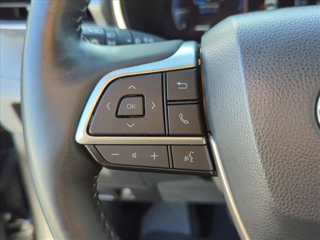 Used 2023 Toyota Highlander Platinum FWD image 13