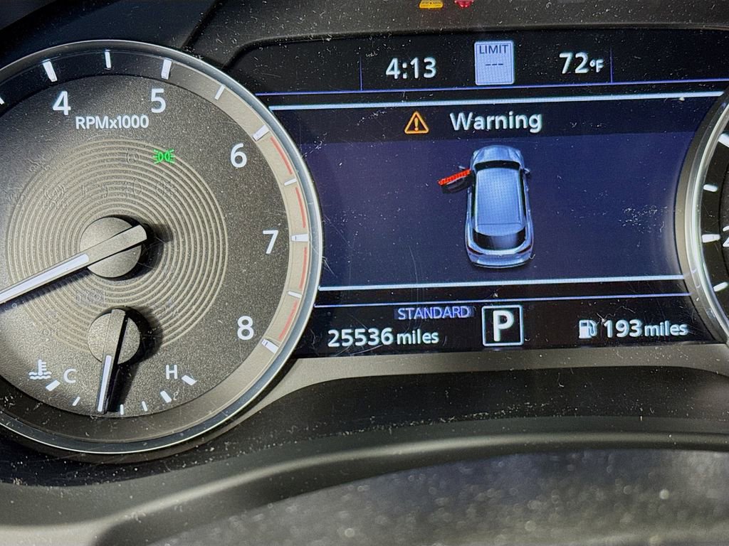 Used 2023 INFINITI QX50 Sensory image 12