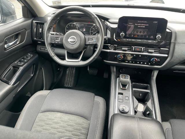 Certified 2022 Nissan Pathfinder SV image 10