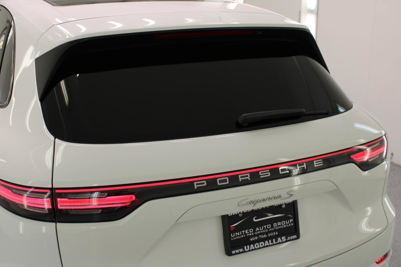 Used 2019 Porsche Cayenne S AWD/4WD image 21