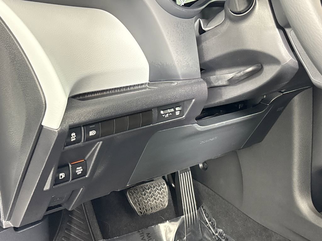 Certified 2026 Toyota Sienna XLE image 11