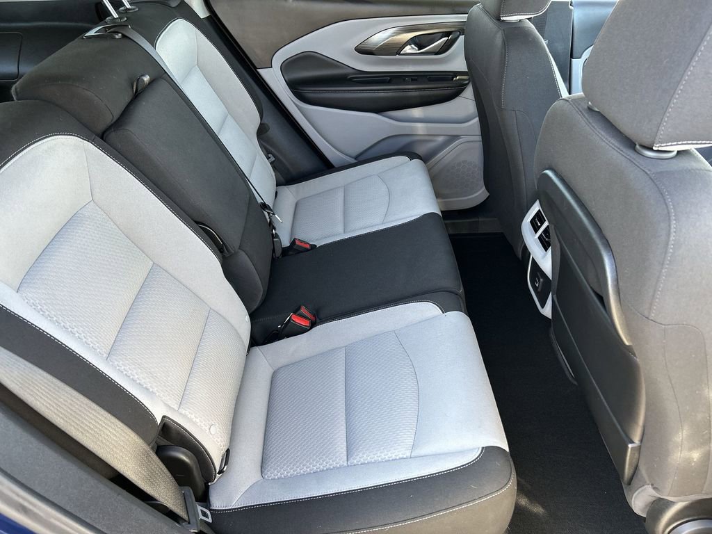 Used 2023 GMC Terrain SLE image 27