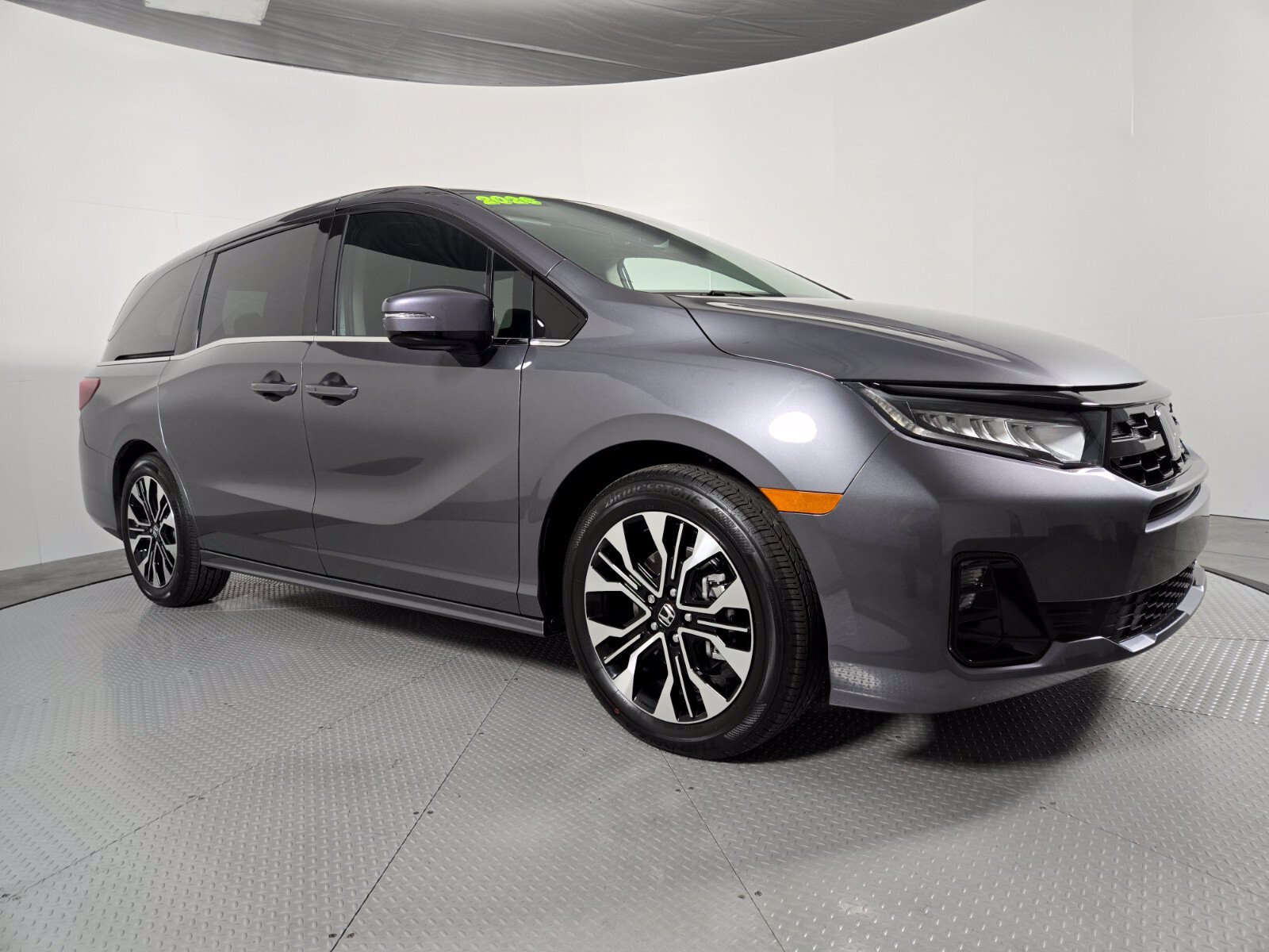 Used 2026 Honda Odyssey Elite image 2