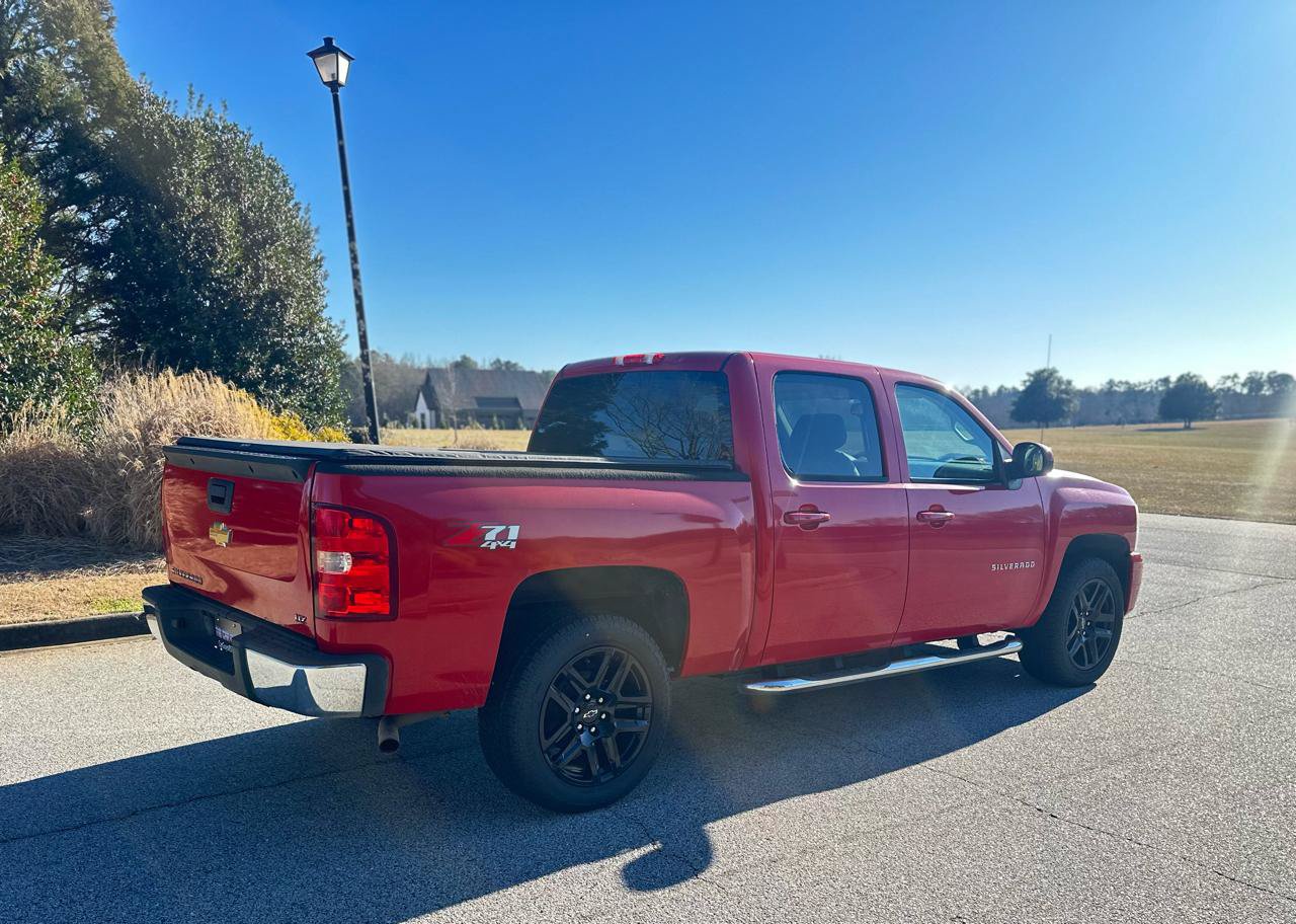Used 2013 Chevrolet Silverado 1500 LTZ w/ Suspension Package, Off-Road AWD/4WD image 6