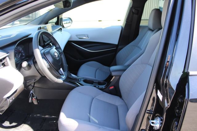 Used 2025 Toyota Corolla SE FWD image 30