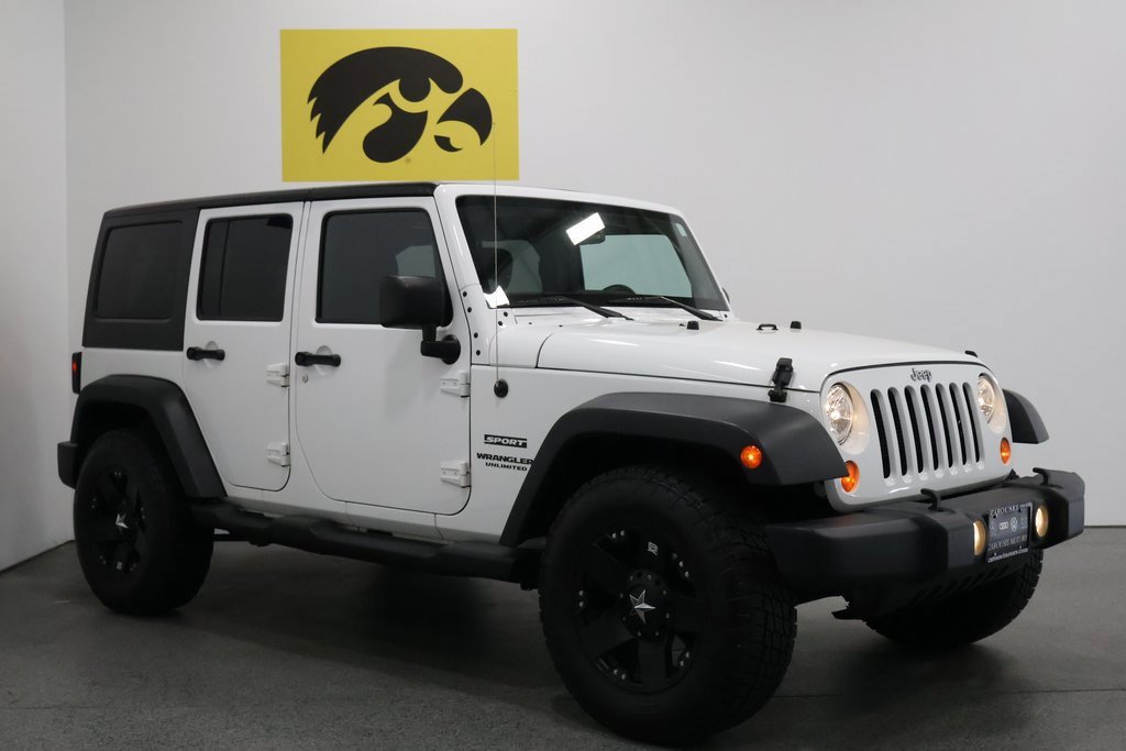 Used 2013 Jeep Wrangler Unlimited Sport image 6