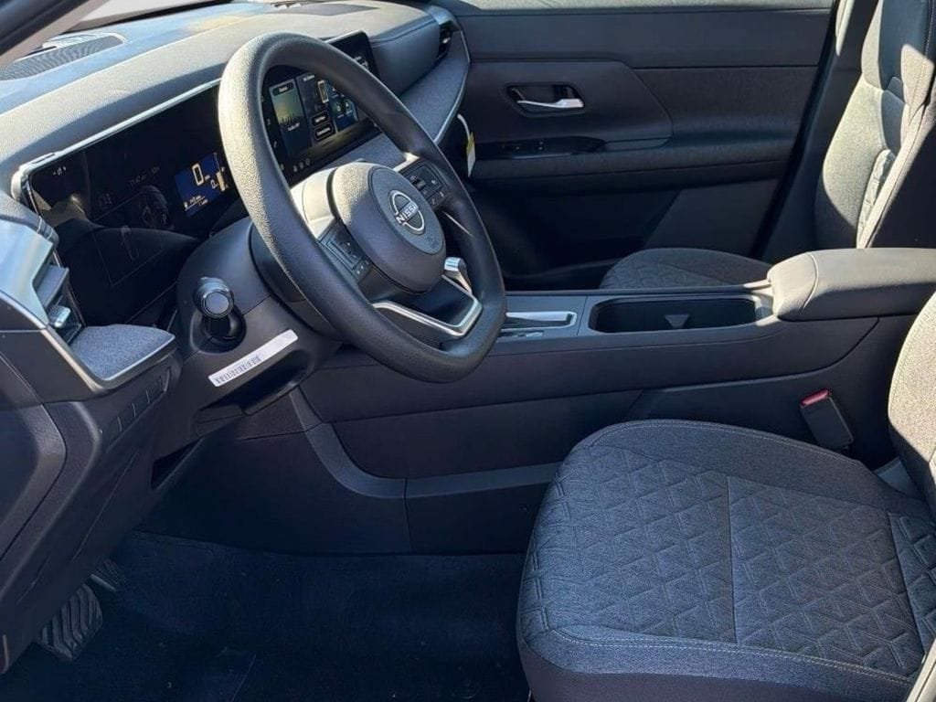 New 2026 Nissan Kicks SV w/ Cold Weather Package AWD/4WD image 9