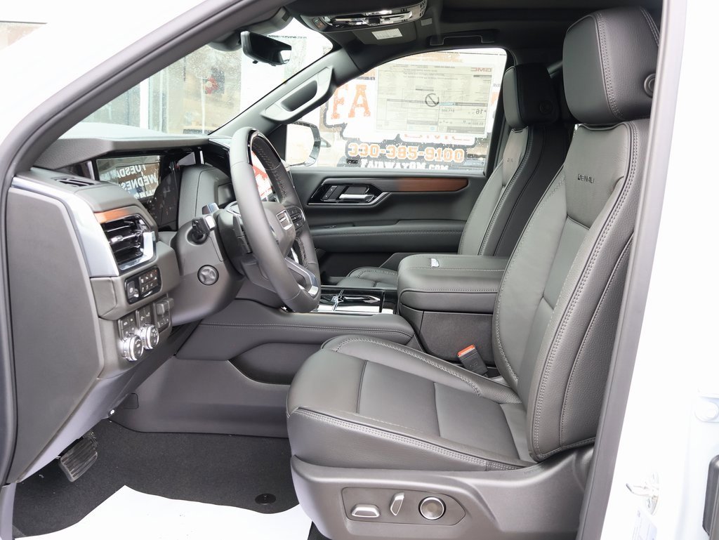 New 2026 GMC Yukon Denali image 14