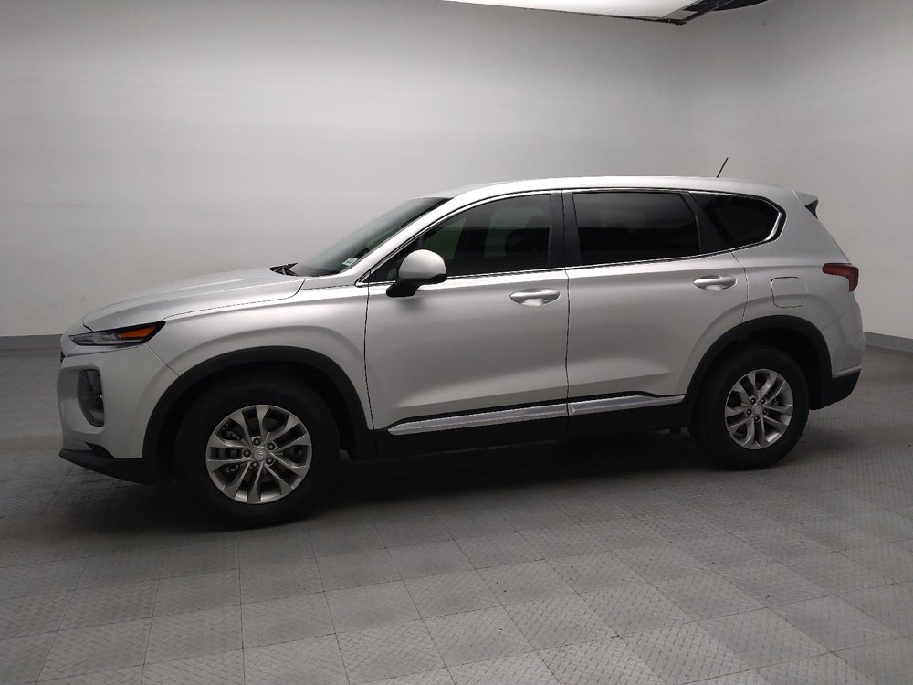 Used 2019 Hyundai Santa Fe SE image 2