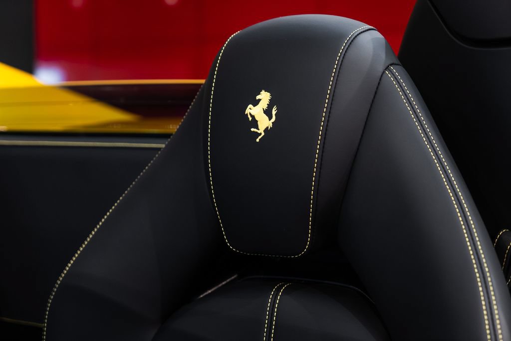 Certified 2023 Ferrari F8 Tributo RWD image 6
