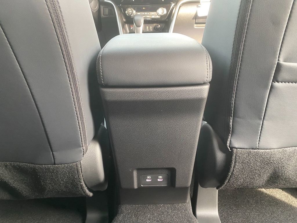 New 2026 Mitsubishi Eclipse Cross Black Edition image 27