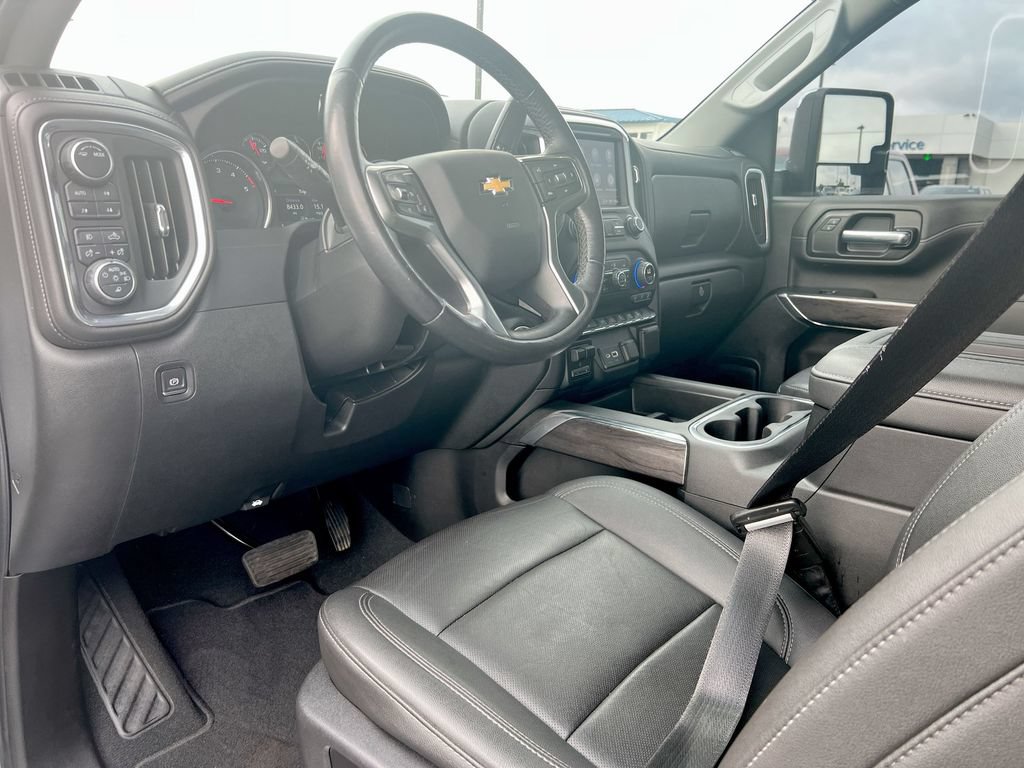 Used 2021 Chevrolet Silverado 3500 LTZ w/ LTZ Convenience Package AWD/4WD image 10