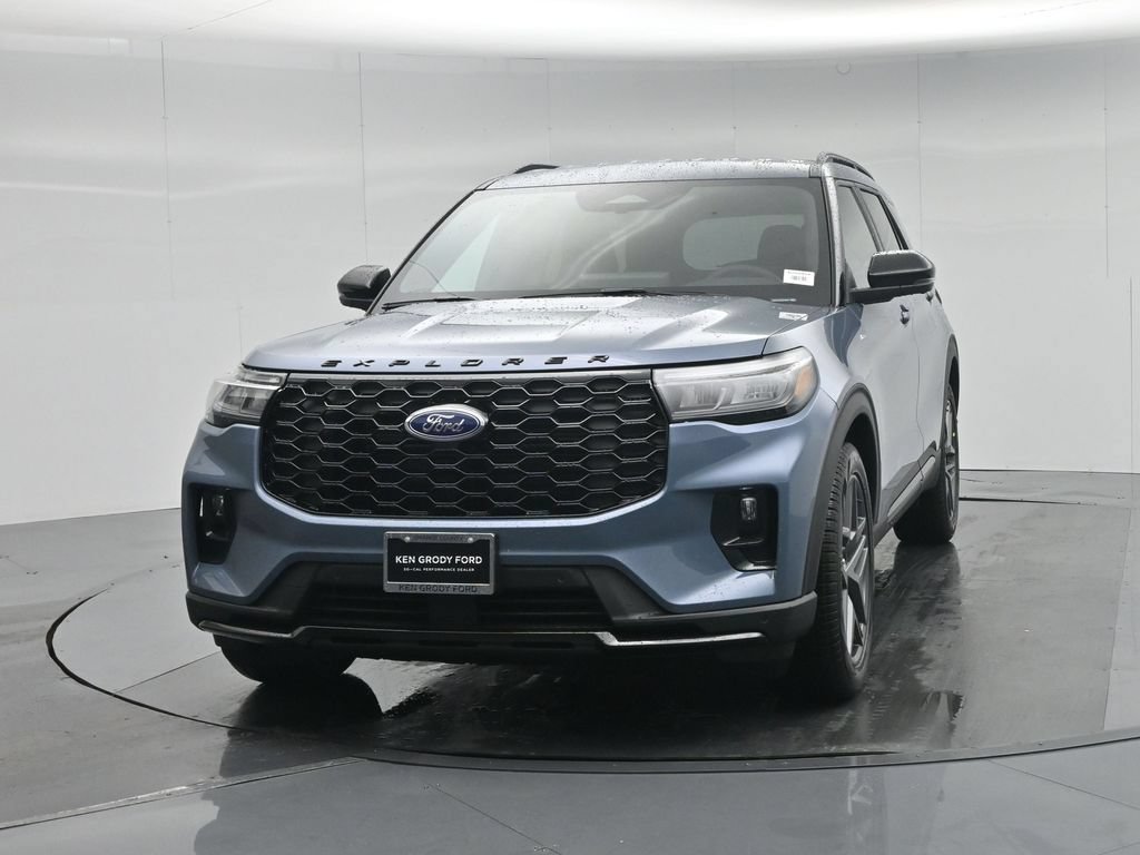New 2026 Ford Explorer ST-Line w/ ST-Line Street Pack RWD image 55